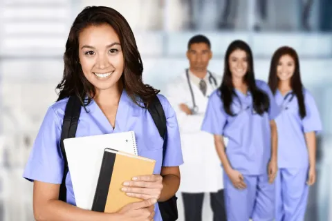 Top 8 Benefits of an RN to MSN Online Program